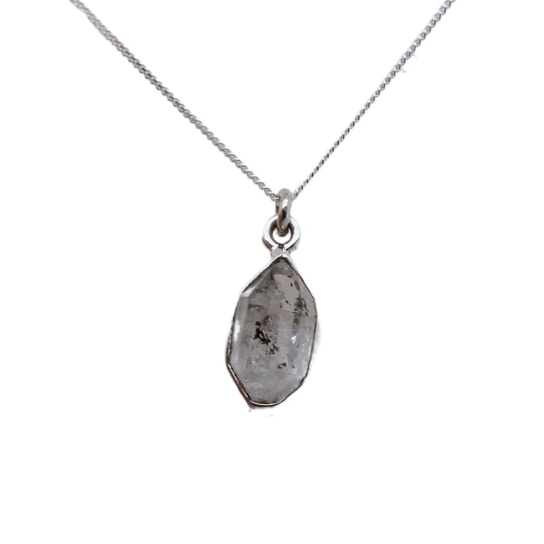 66329a1d0759253713889ea6_bak232-68974-black-rutilated-quartz-necklace-1-8cccbe97-84e1-4945-8caf-5124eaf1c2f9_1747692072270.jpg