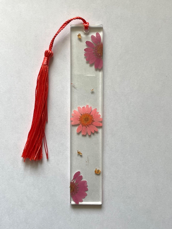 Pink Daisy Bookmark