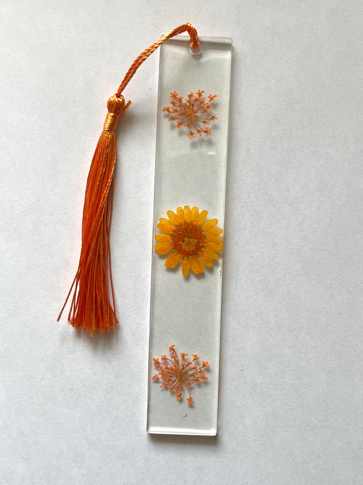 Orange Daisy Bookmark