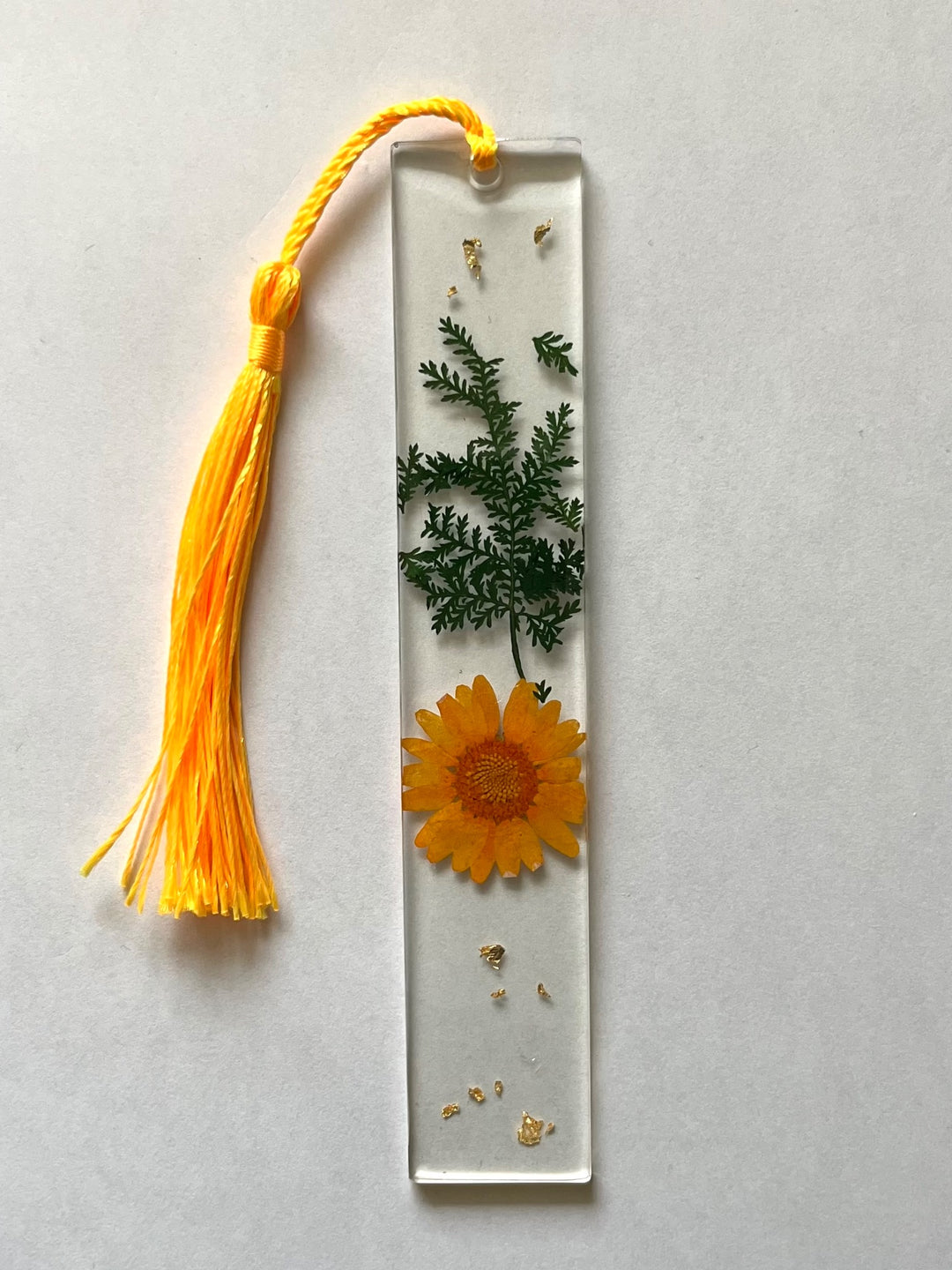 Daisy Bookmark (Orange/greenery)
