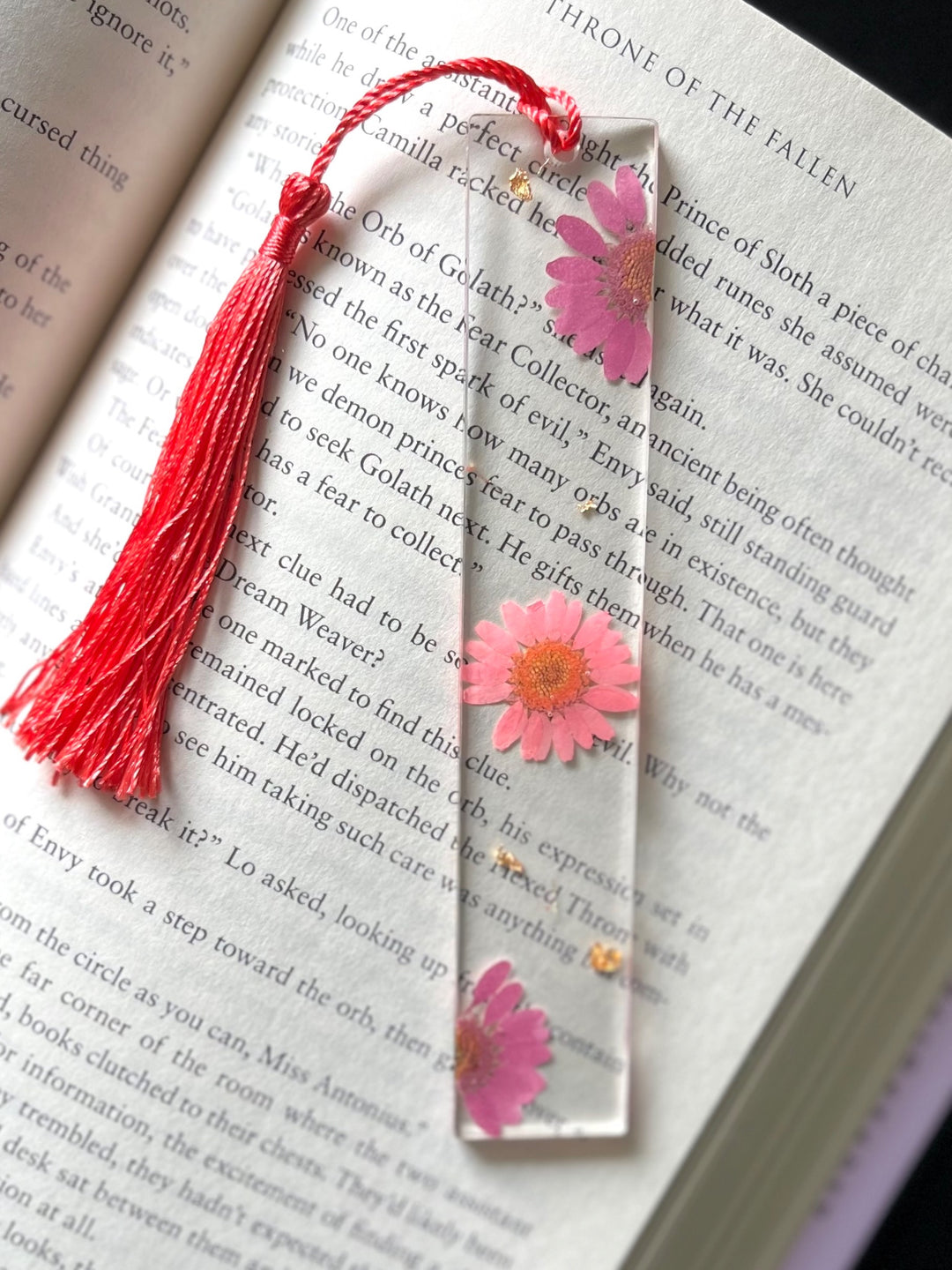 Pink Daisy Bookmark