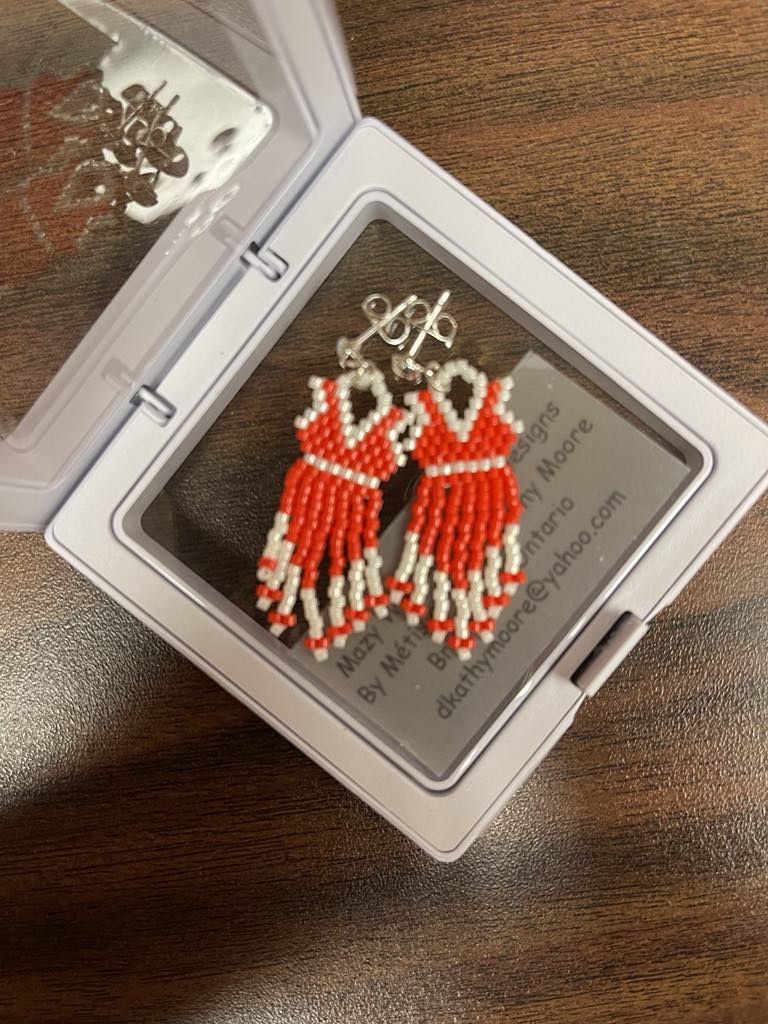 Indigenous beaded Red Dress earrings - 1