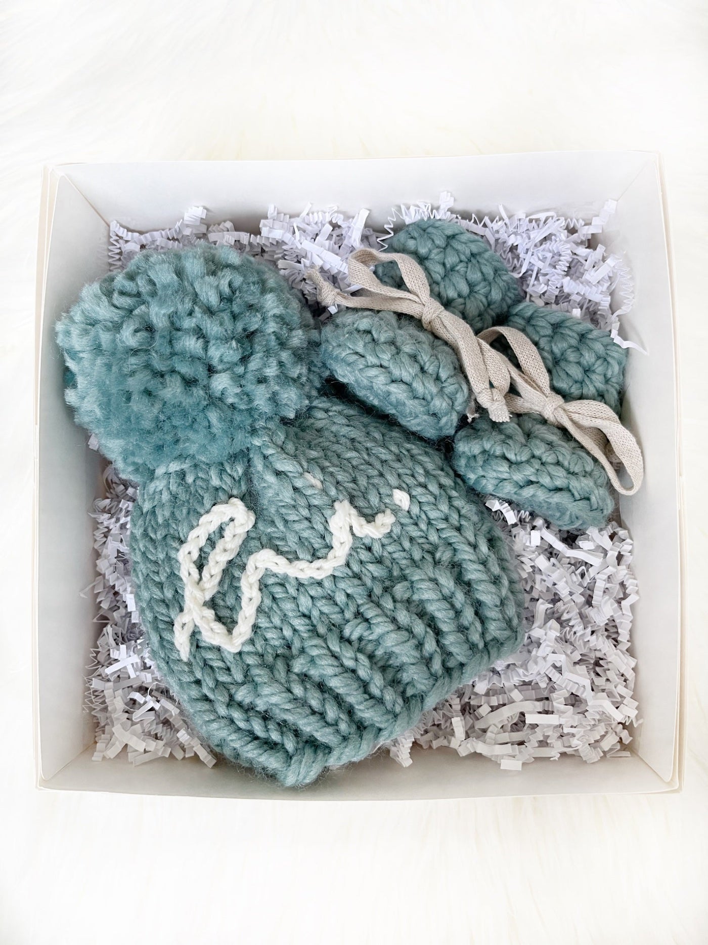 Newborn Knit “Hi” Hat & Boots Gift Bundle - 7