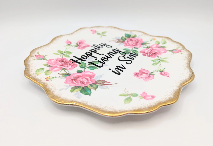 Happily Living in Sin - upcycled vintage decorative rose pattern plate - 2