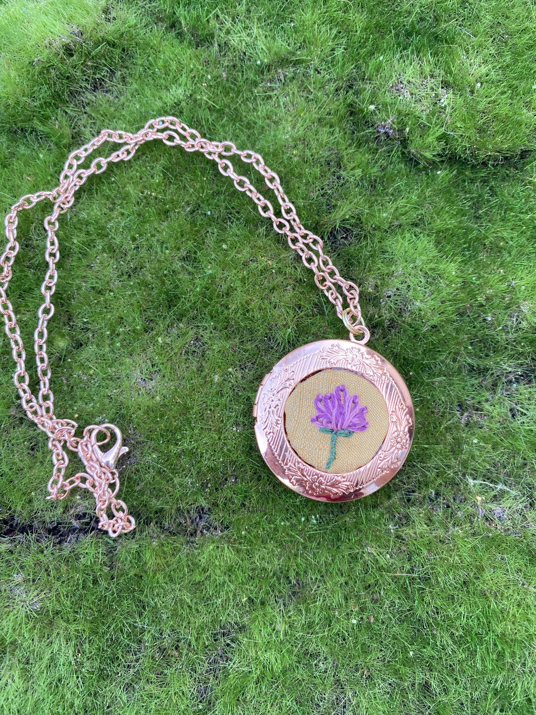 Clover Locket Embroidered Pendant - 1