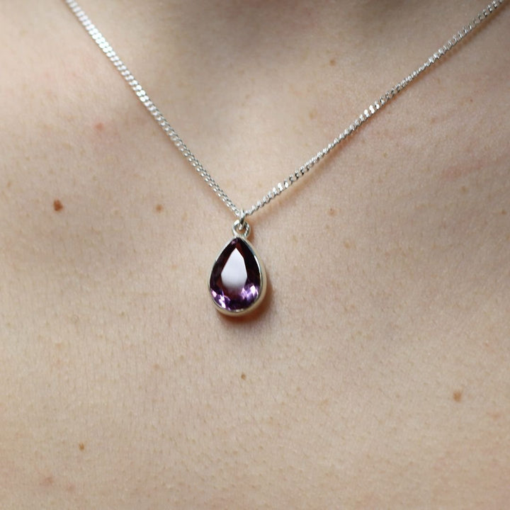 66329a1d0759253713889ea6_bak-amethyst-necklace-4_1747692657452.jpg