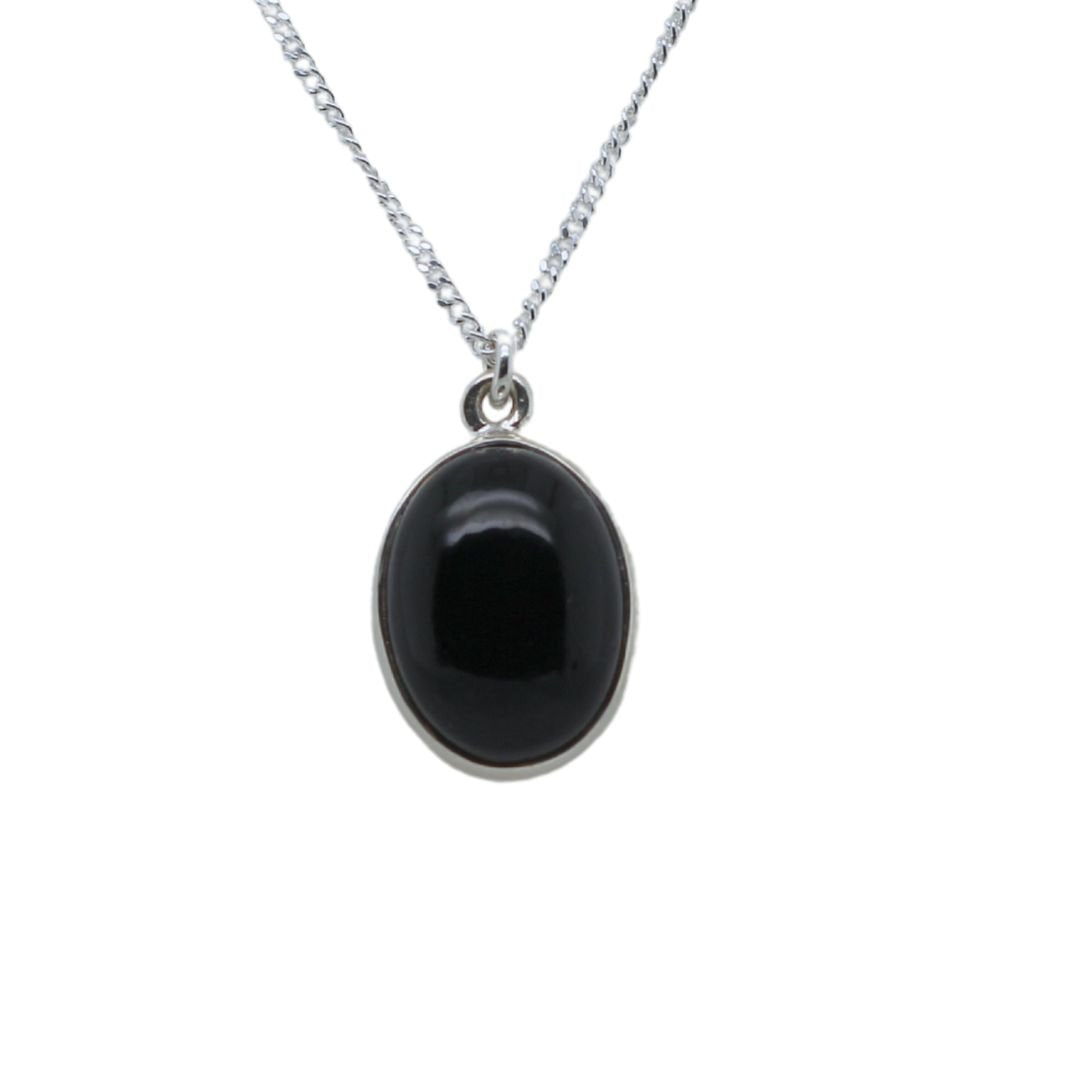 66329a1d0759253713889ea6_bak154-65532-silver-oval-onyx-necklace-1_1747692239164.jpg