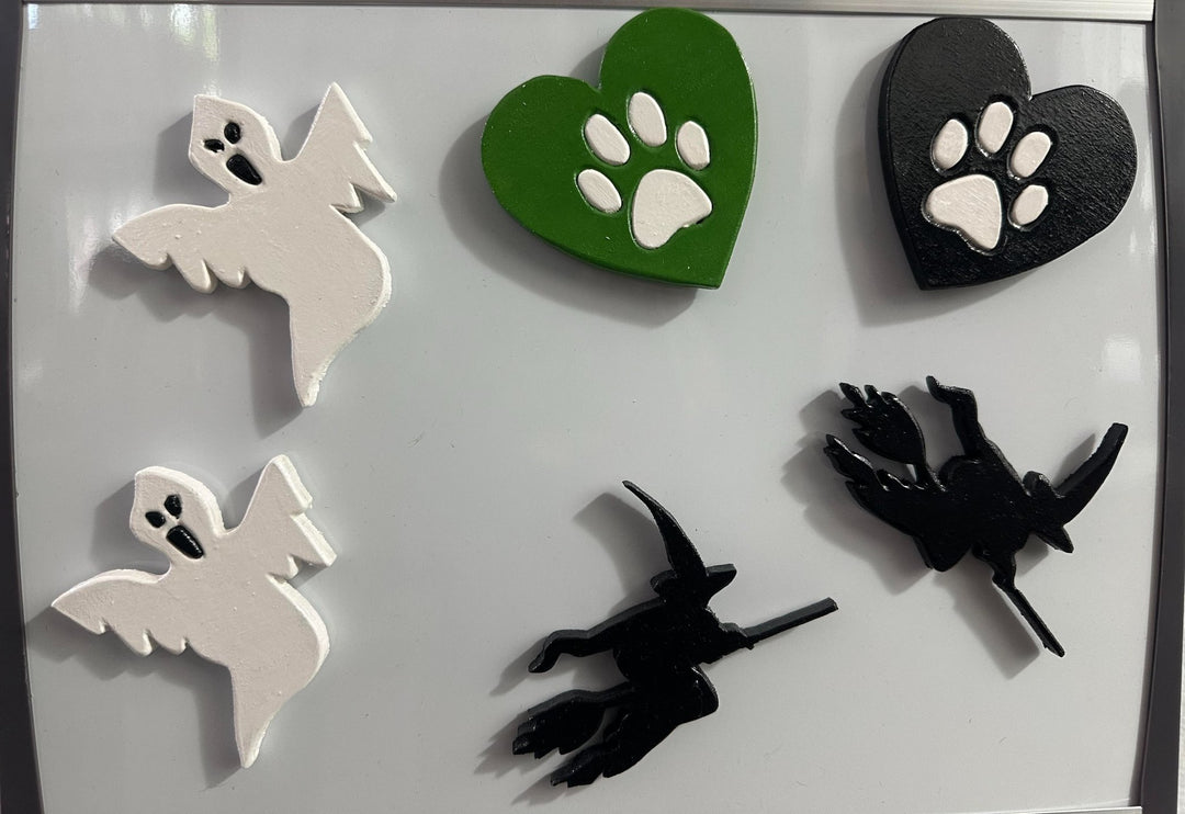 66329a1d0759253713889ea6_dogs-halloween_1758906102832.jpg
