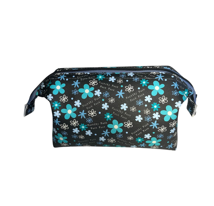 66329a1d0759253713889ea6_retreat-bag-2_1751636815405.jpg