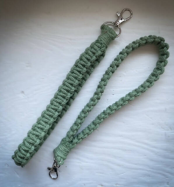 Macrame Wristlet - 4