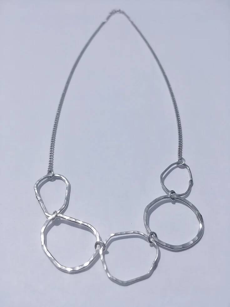 Hammered 5-ring Necklace