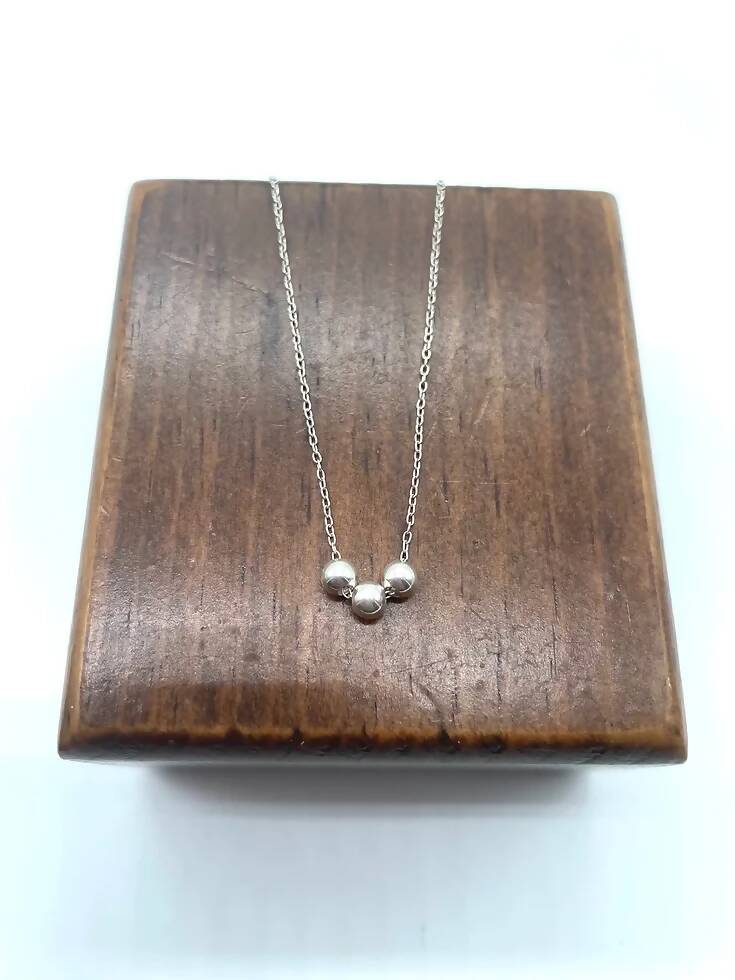 3 Ball Necklace