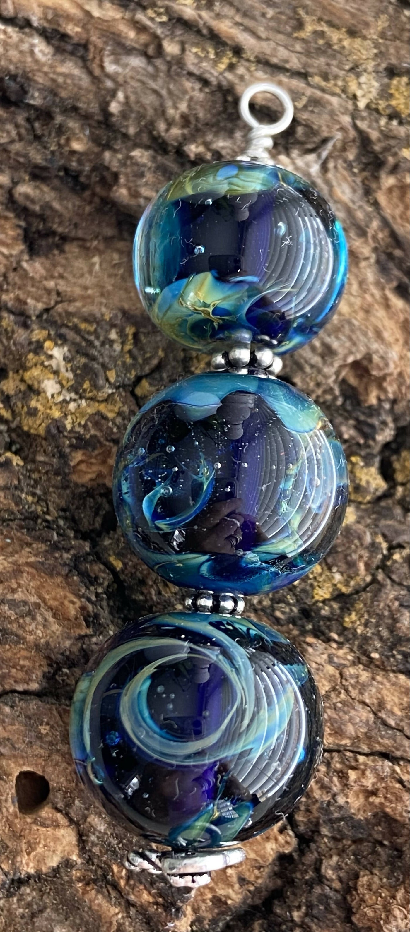 Navy/Turquoise swirl Pendant